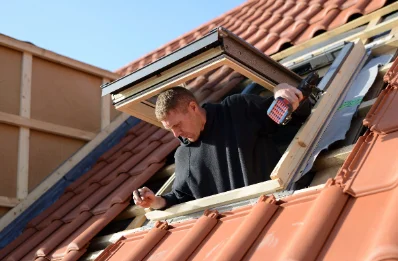 Pose de fenêtres de toit Velux à Loiré